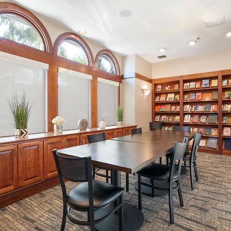 Chase Suites Brea-Fullerton - North Orange County Luaran gambar