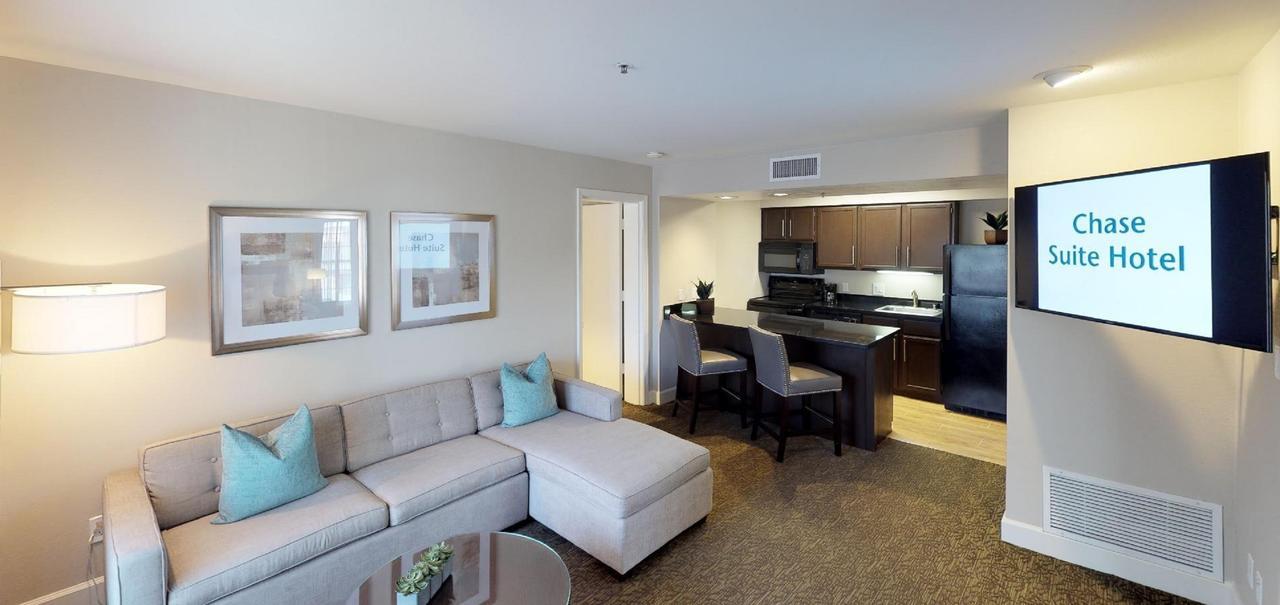 Chase Suites Brea-Fullerton - North Orange County Bilik gambar